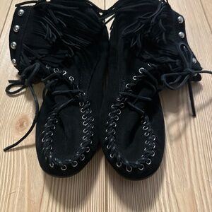 Minnetonka tassel shoes